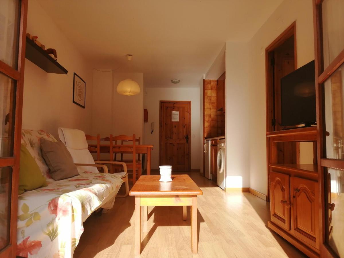 Apartamento En Planta Baja Con Jardin Dellui 2 Pla de l'Ermita Bagian luar foto